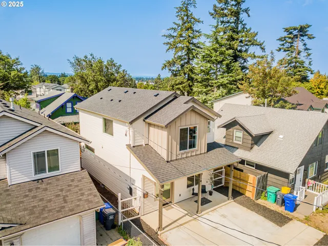 $475,000 | 817 Northeast 94th Avenue, Portland, OR 97220