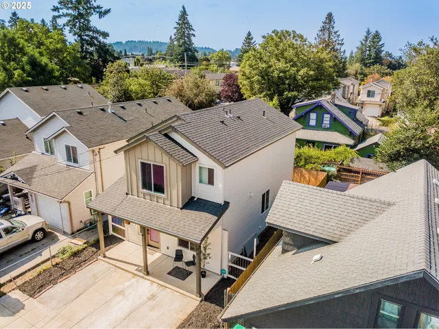 $475,000 | 817 Northeast 94th Avenue, Portland, OR 97220