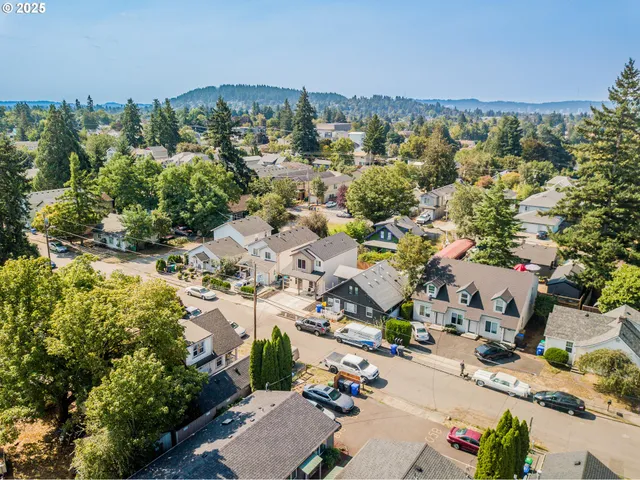 $475,000 | 817 Northeast 94th Avenue, Portland, OR 97220