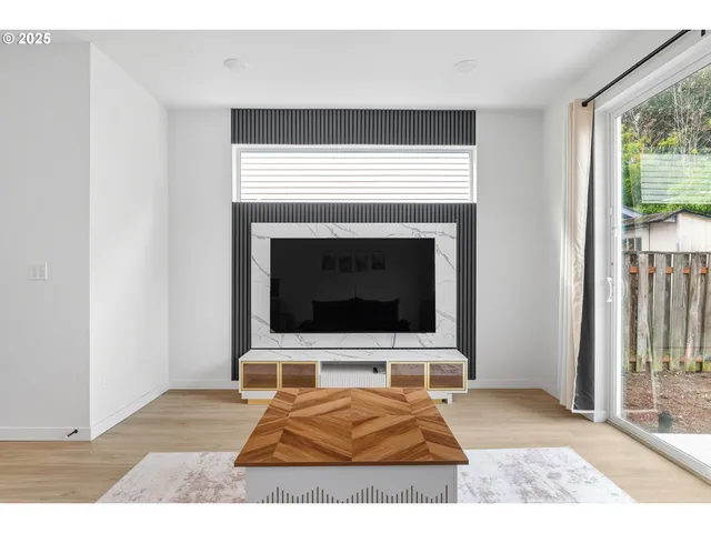 $475,000 | 817 Northeast 94th Avenue, Portland, OR 97220