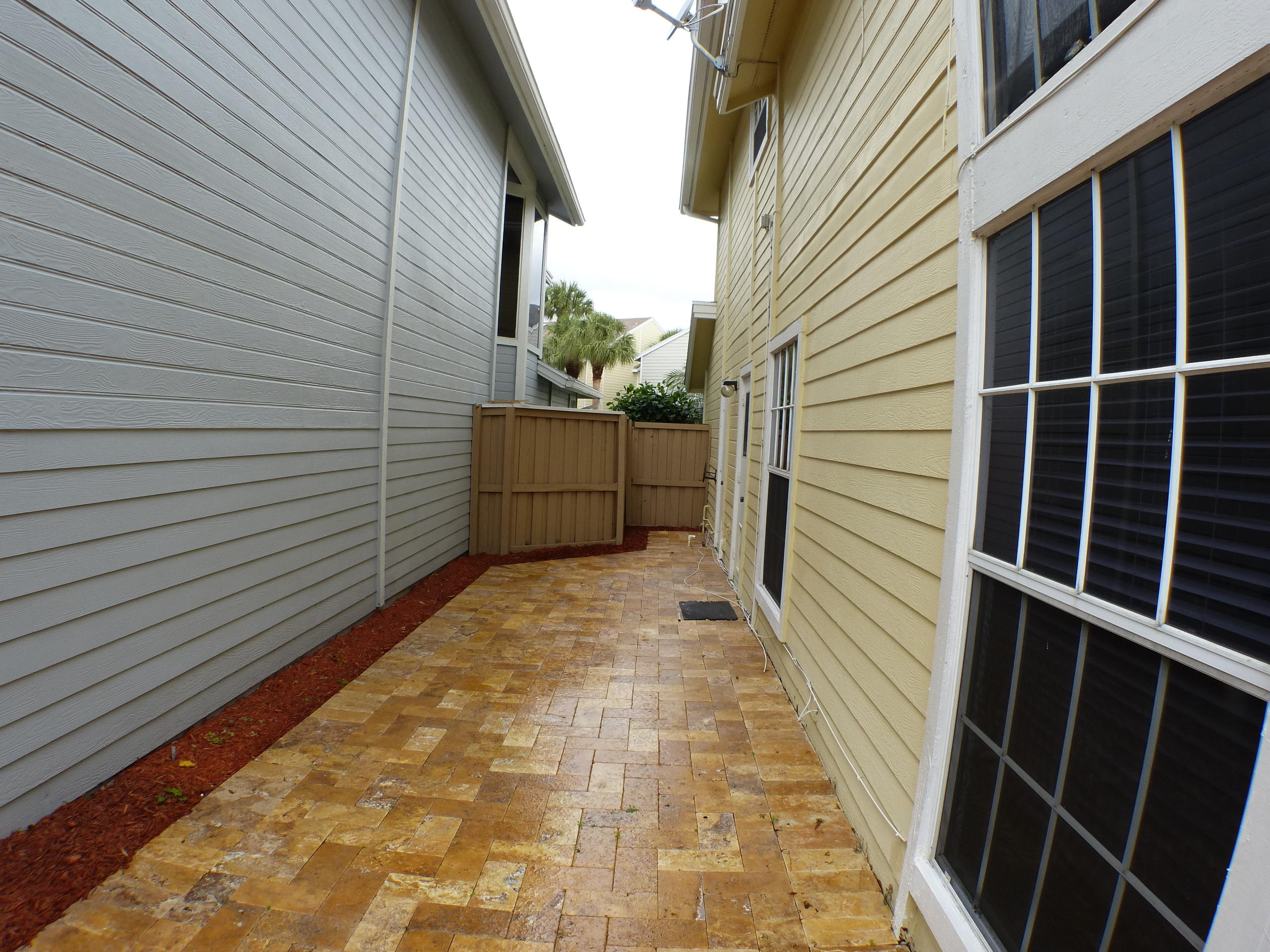 5040 Pointe Emerald Lane Boca Raton, FL 33486 - Photo 19 of 42 P1100041
