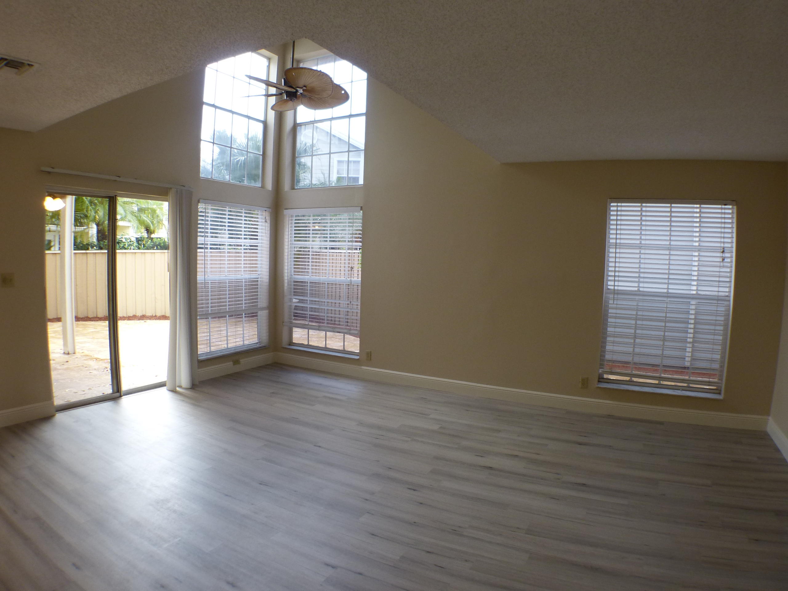 5040 Pointe Emerald Lane Boca Raton, FL 33486 - Photo 9 of 42 P1100019