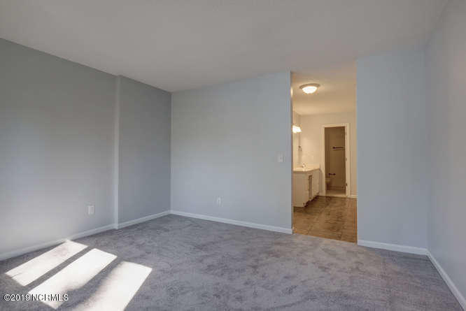 207 West Kilarny Road Wilmington, NC 28409 - Photo 23 of 34 207 W Kilarny Rd Wilmington NC-small-023