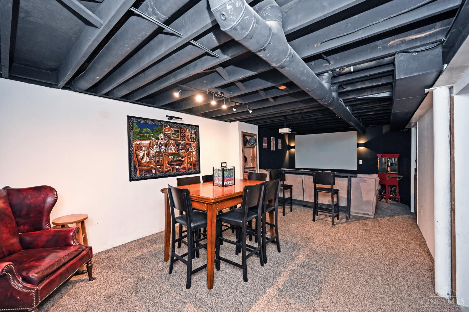 6910 Rutherford Court Cincinnati, OH 45239 - Photo 23 of 41 Gallery Image 23