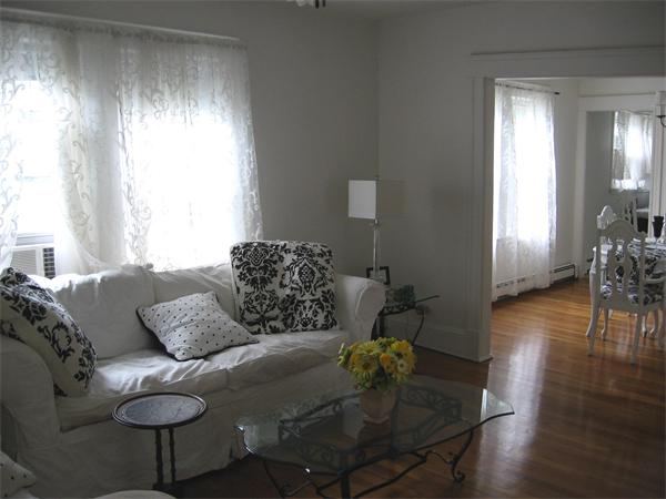 164 Derby Road Melrose, MA 02176 - Photo 3 of 11 Gallery Image 3
