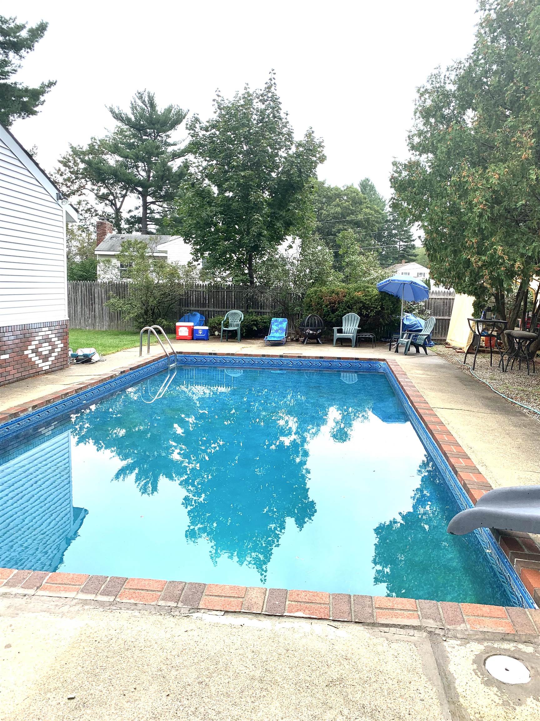 39 Raleigh Drive Nashua, NH 03062 - Photo 32 of 34