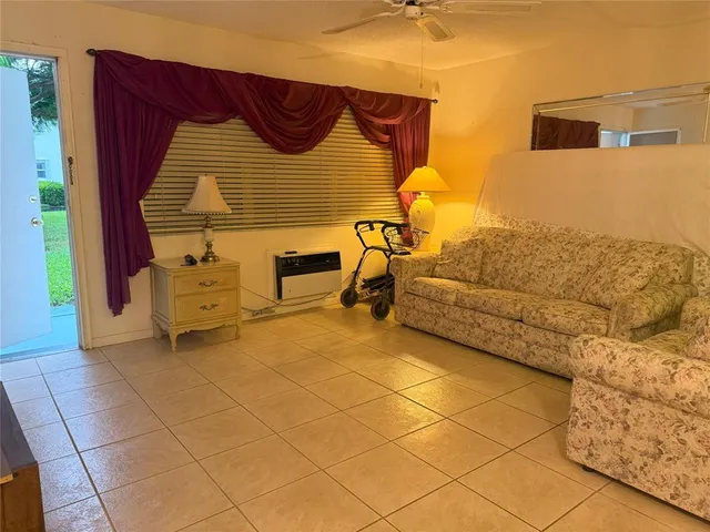 $1,400 | 340 Horizon West, Unit 110, Boynton Beach, FL 33435