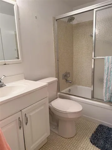 $1,400 | 340 Horizon West, Unit 110, Boynton Beach, FL 33435