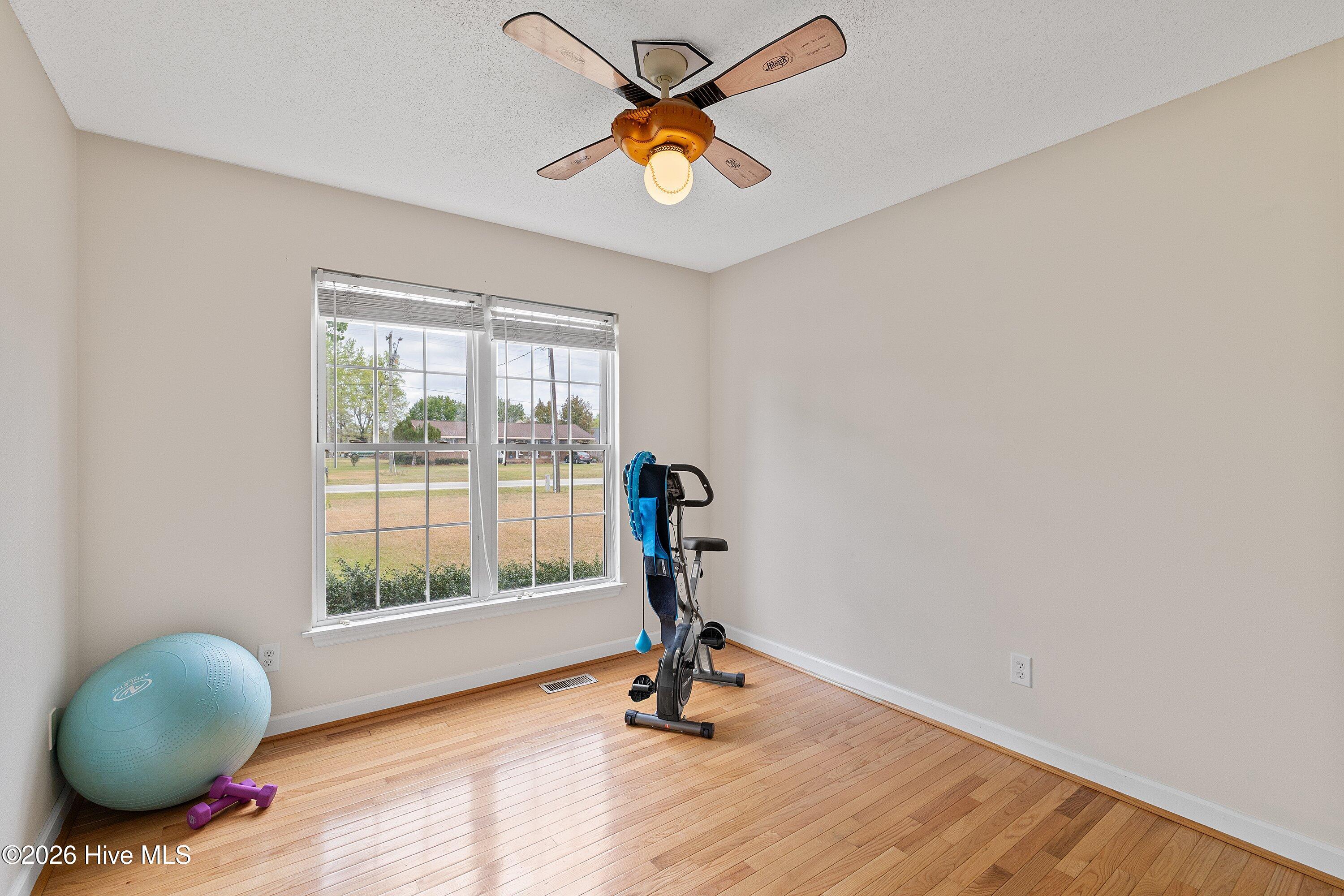 724 Iris Bryant Road Dunn, NC 28334 - Photo 13 of 30 Gallery Image 13