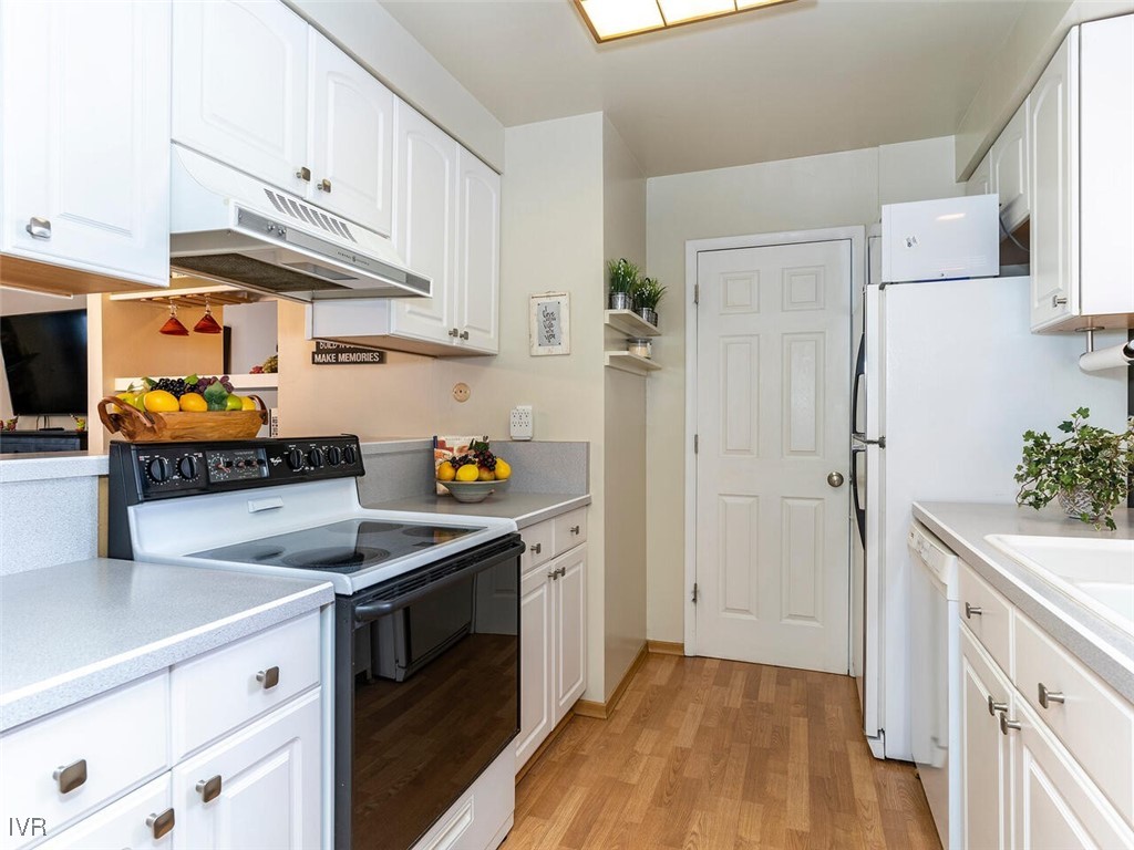 321 Ski Way, Unit 243 Incline Village, NV 89451 - Photo 7 of 28