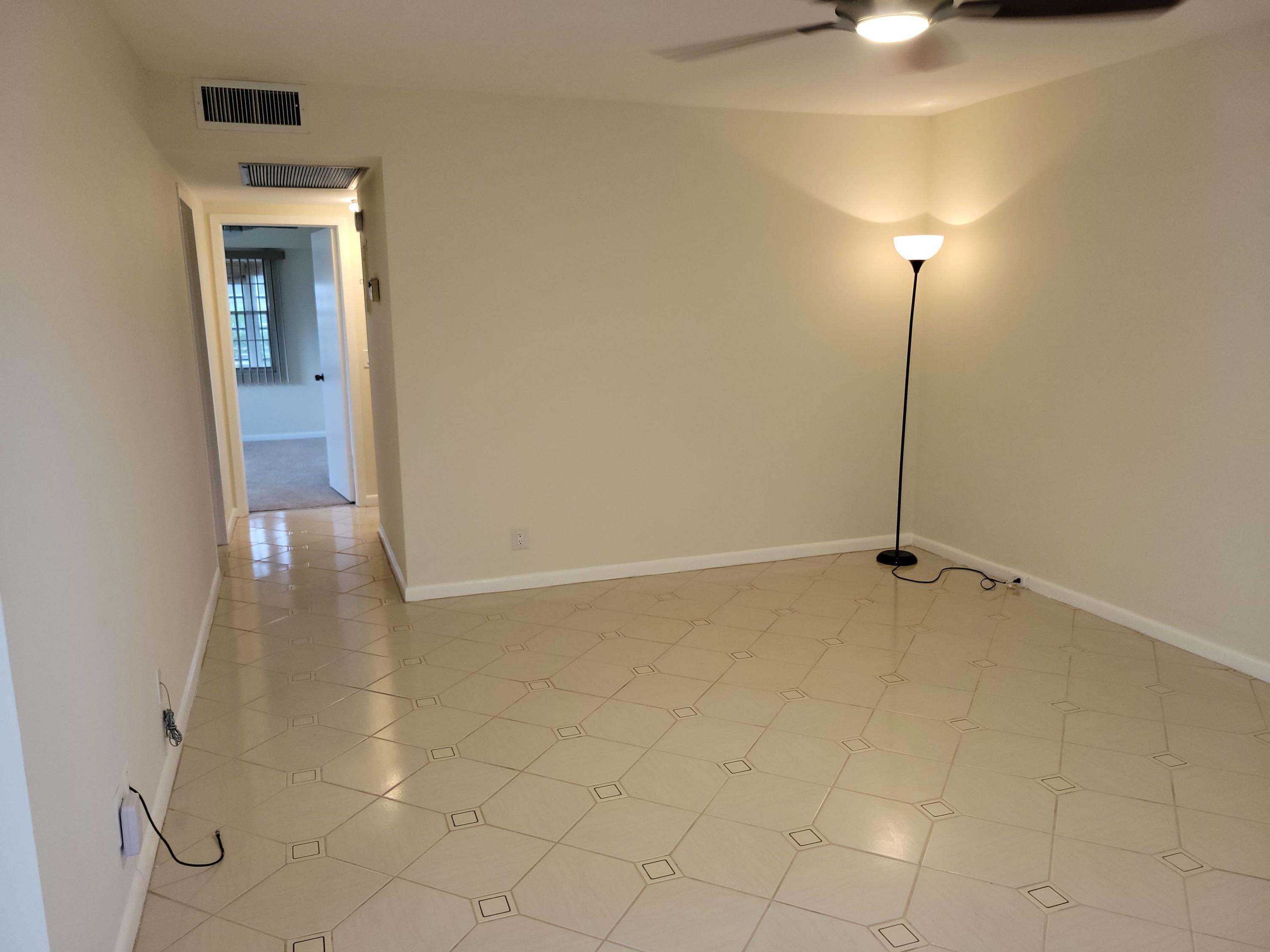 207 Fanshaw East Boca Raton, FL 33434 - Photo 12 of 52 20210623_163951