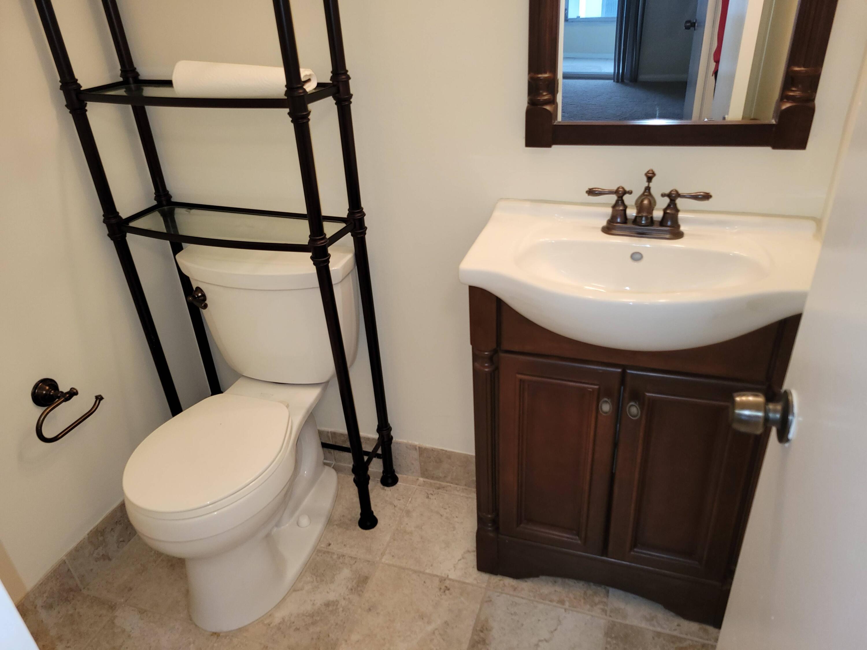 207 Fanshaw East Boca Raton, FL 33434 - Photo 20 of 52 20210623_164216