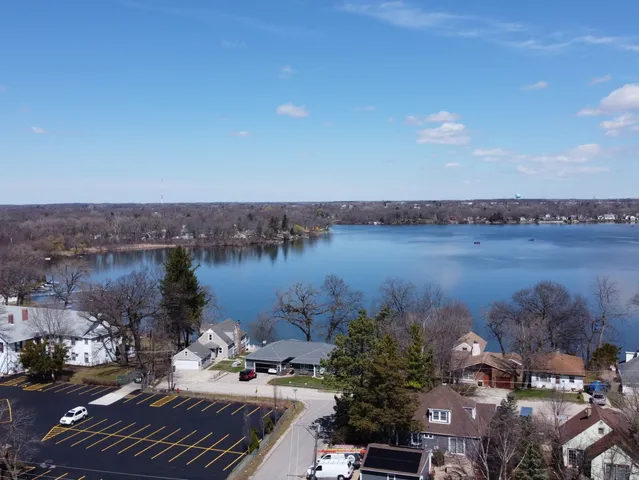 $259,999 | 519 Greenwood Drive, Round Lake Park, IL 60073