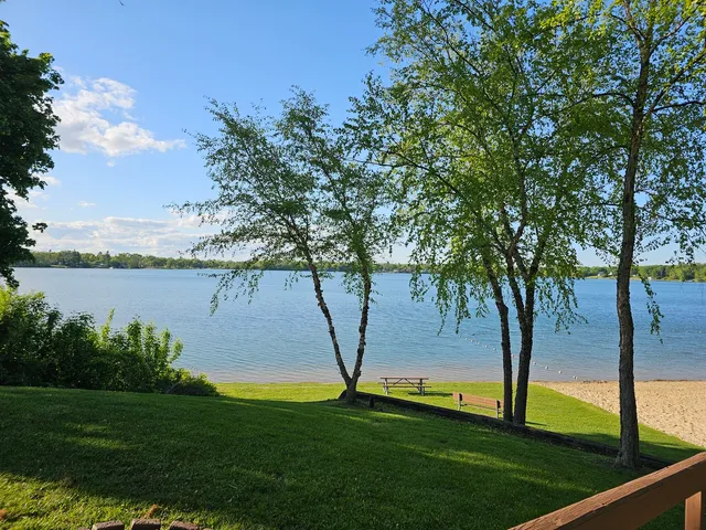 $259,999 | 519 Greenwood Drive, Round Lake Park, IL 60073