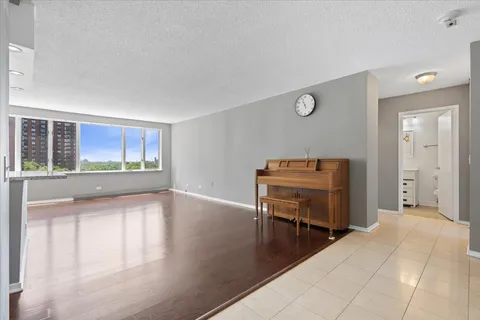 $199,000 | 801 South Plymouth Court, Unit 716, Chicago, IL 60605