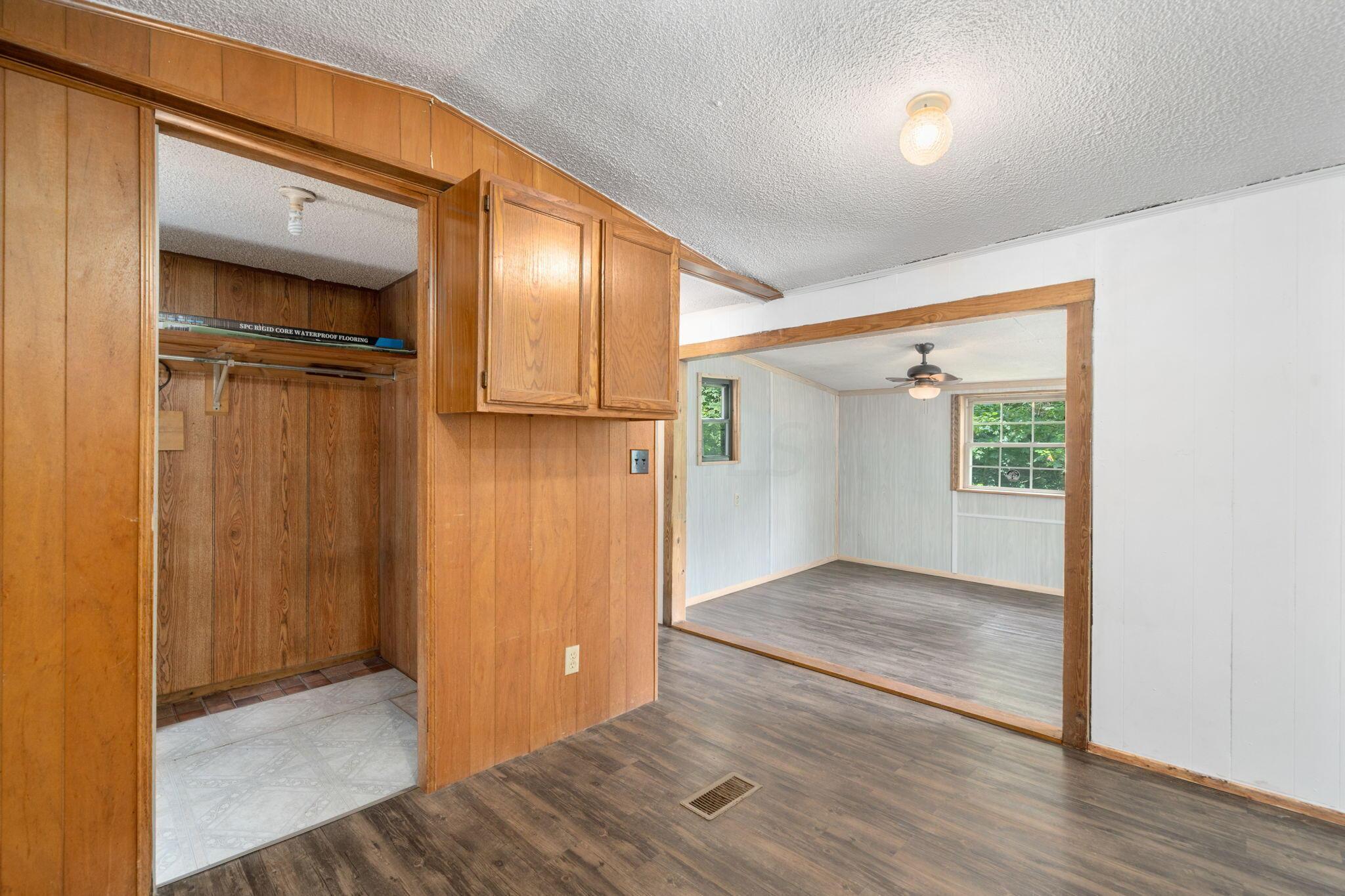 14268 Old McArthur Road Logan, OH 43138 - Photo 14 of 62 15-web-or-mls-DSC08644
