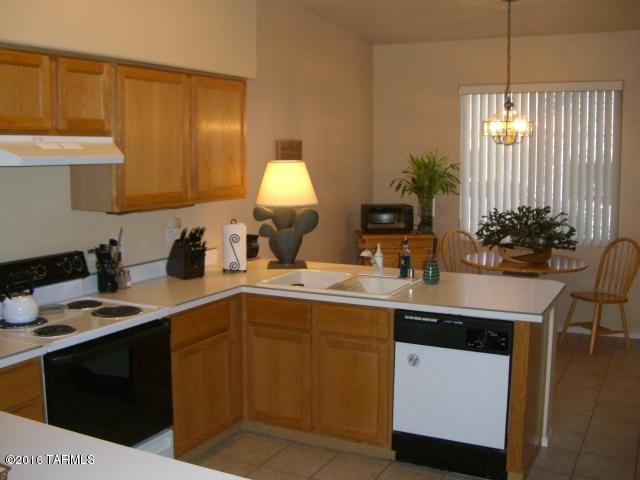 348 West Wheeler Road Tucson, AZ 85737 - Photo 8 of 16 Gallery Image 8