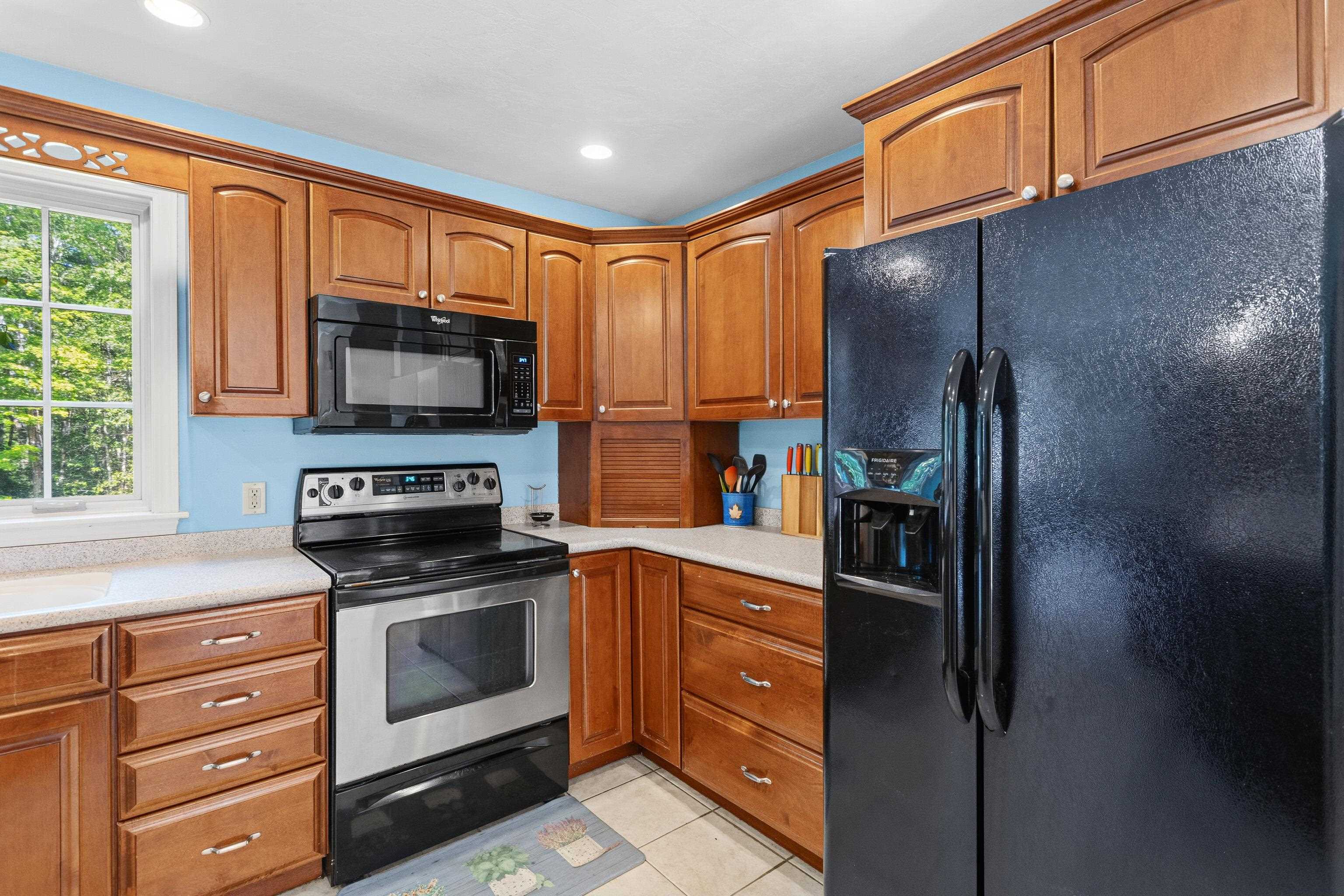 17 Stanley Pond Drive Rochester, NH 03839 - Photo 17 of 59