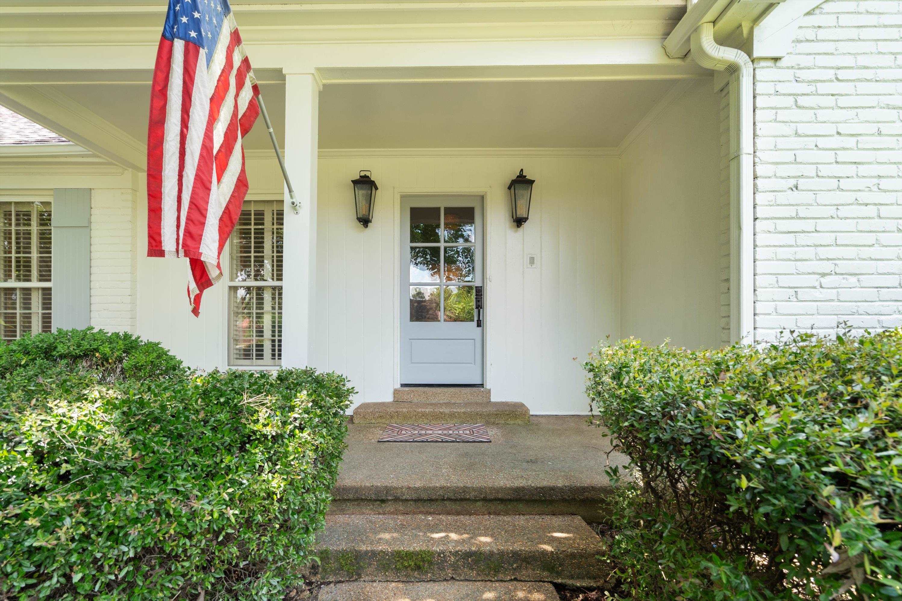 839 Reddoch Street Memphis, TN 38119 - Photo 4 of 36 a view of a house with potted plants