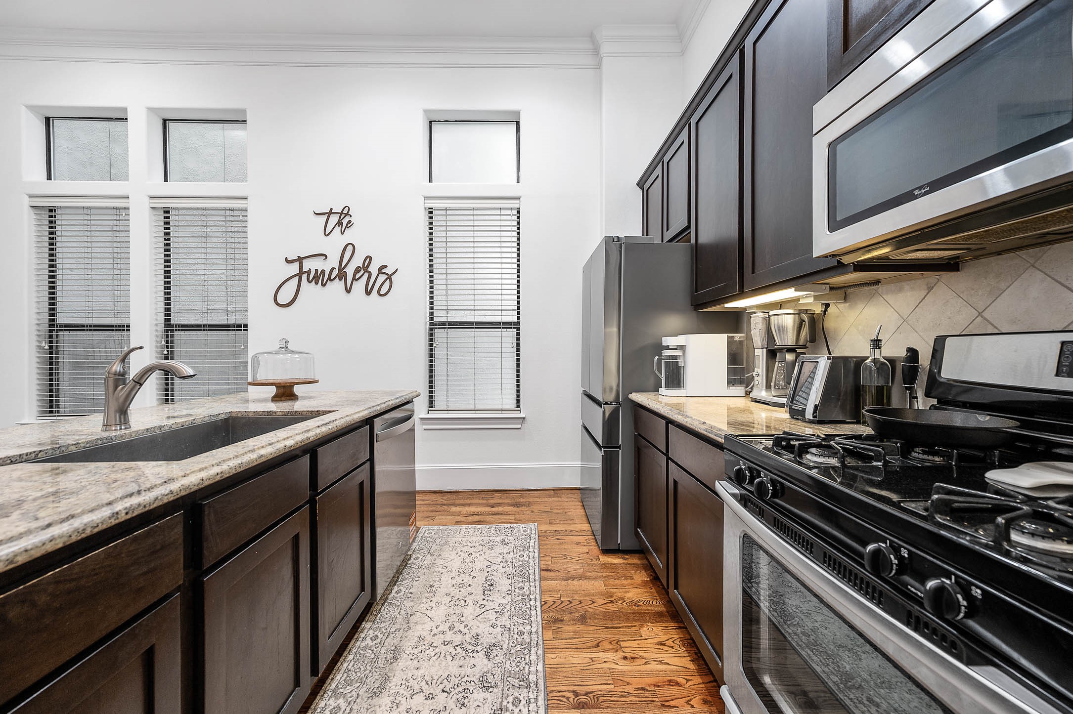 3205 Maxroy Street Houston, TX 77008 - Photo 16 of 34