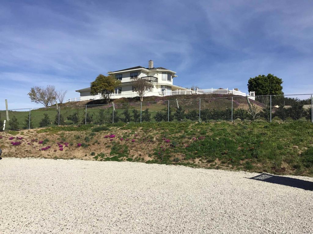 622 Rancho Del Cerro Fallbrook, CA 92028 - Photo 45 of 58