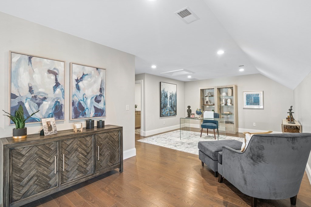 25 Pioneer Road, Unit 127 Hingham, MA 02043 - Photo 12 of 21 Gallery Image 12
