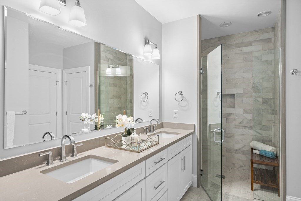 25 Pioneer Road, Unit 127 Hingham, MA 02043 - Photo 10 of 21 Gallery Image 10