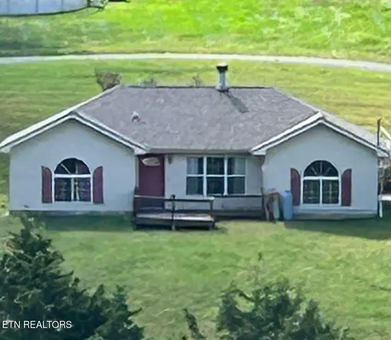 $239,900 | 129 Norfolk Circle, Harrogate, TN 37752