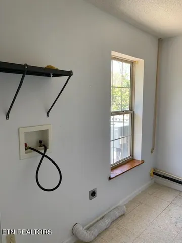 $239,900 | 129 Norfolk Circle, Harrogate, TN 37752