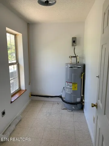 $239,900 | 129 Norfolk Circle, Harrogate, TN 37752