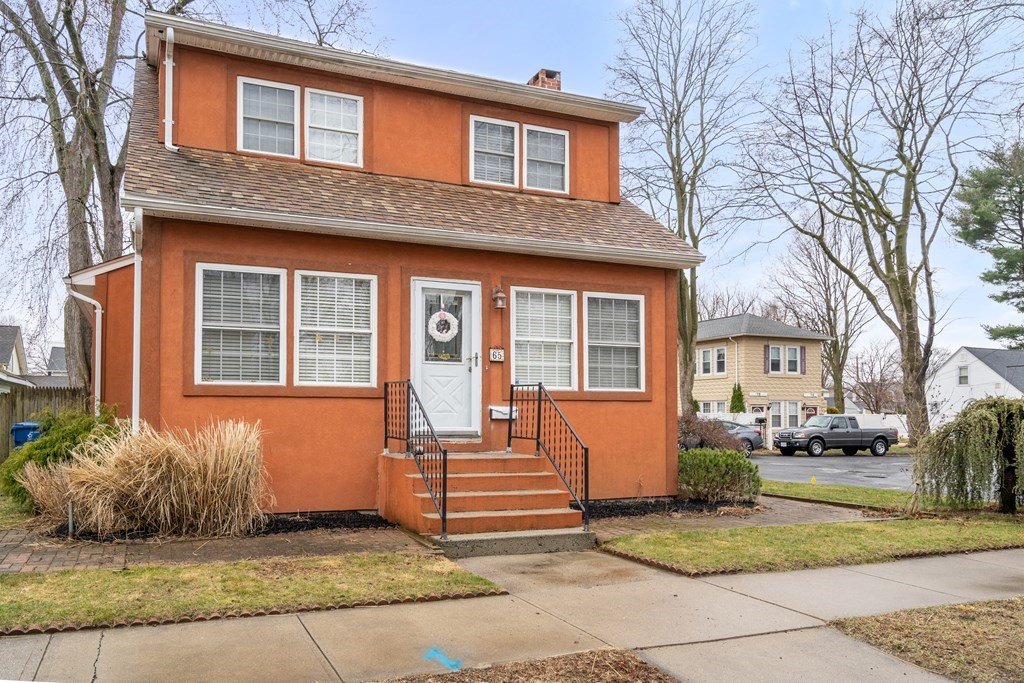65 Fox Street West Springfield, MA 01089 - Photo 1 of 21 Gallery Image 1