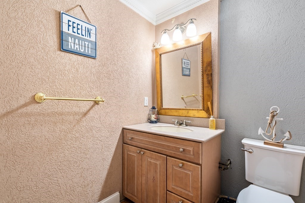 65 Fox Street West Springfield, MA 01089 - Photo 14 of 21 Gallery Image 14