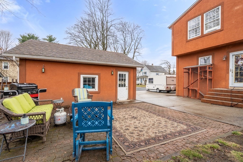 65 Fox Street West Springfield, MA 01089 - Photo 4 of 21 Gallery Image 4