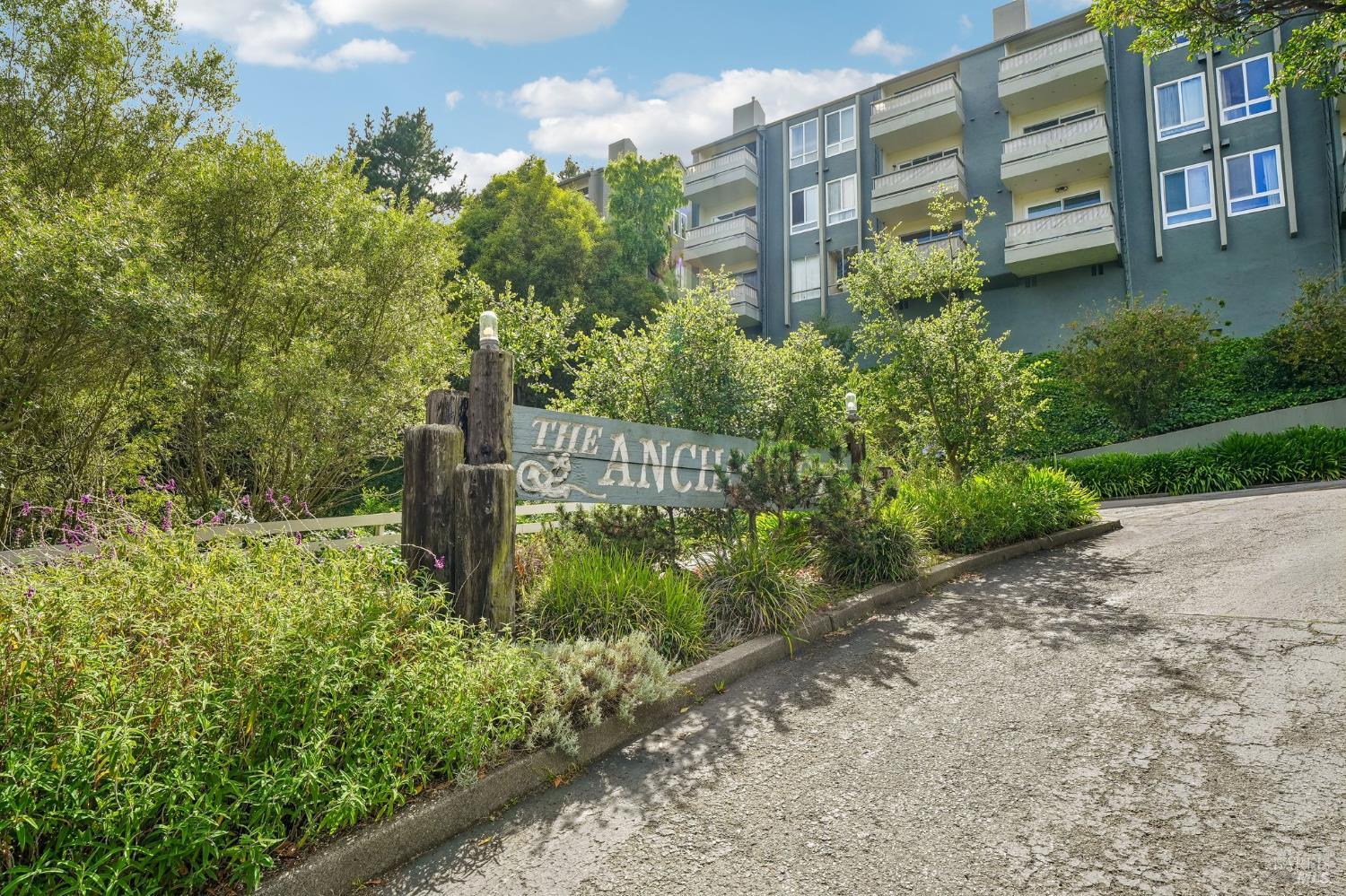 16 Anchorage Road Sausalito, CA 94965 - Photo 31 of 32