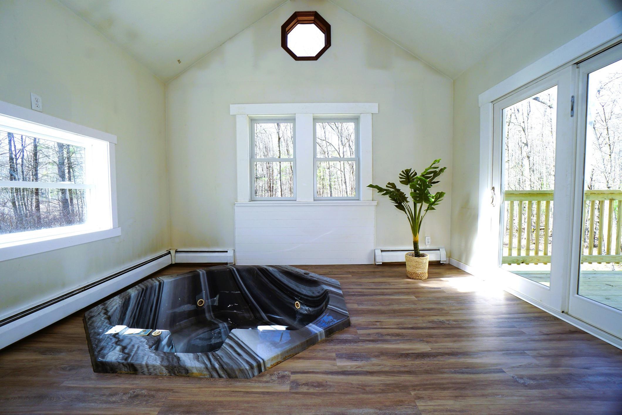 5 New Boston Road Kingston, NH 03848 - Photo 21 of 57 Gallery Image 21