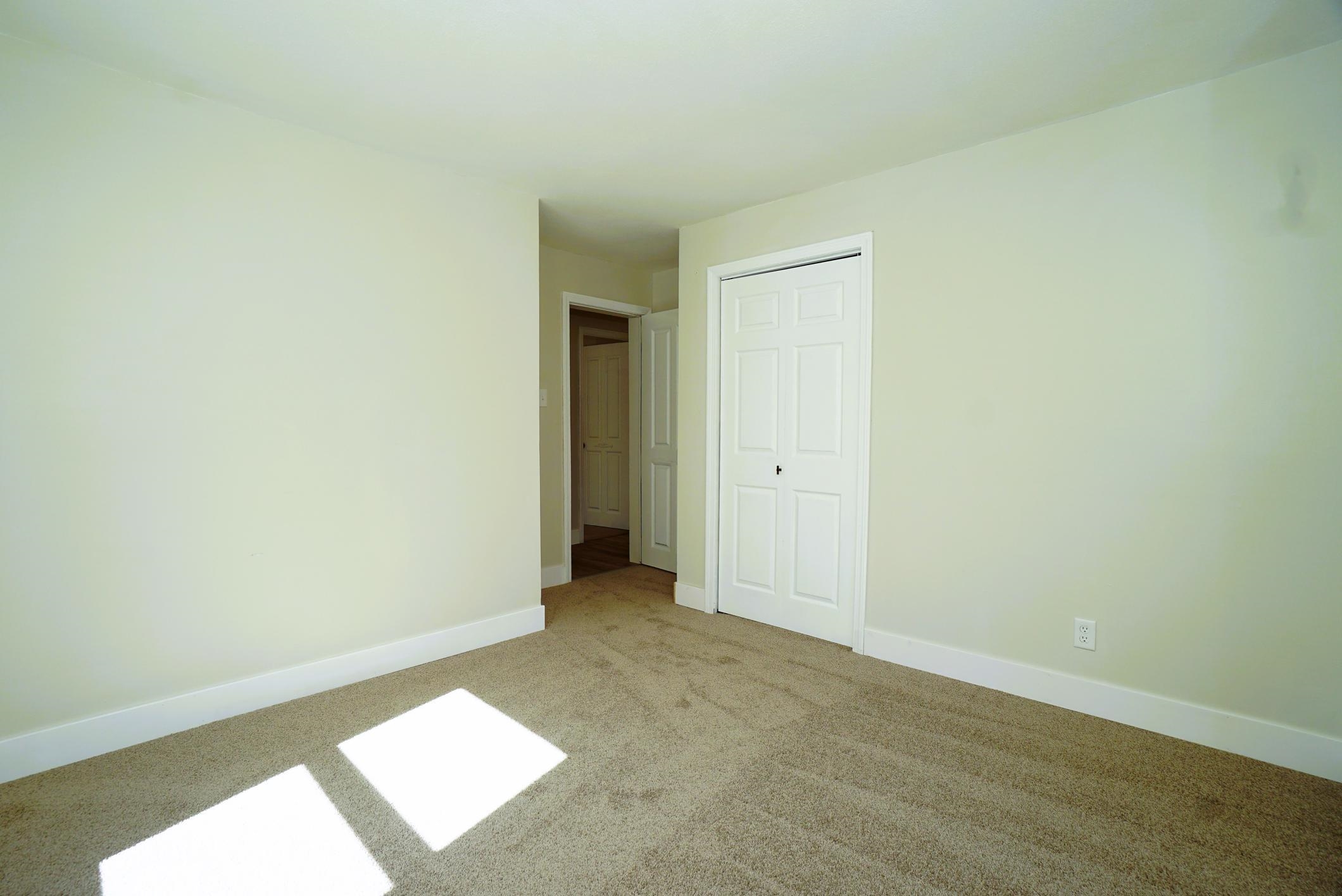 5 New Boston Road Kingston, NH 03848 - Photo 30 of 57 Gallery Image 30
