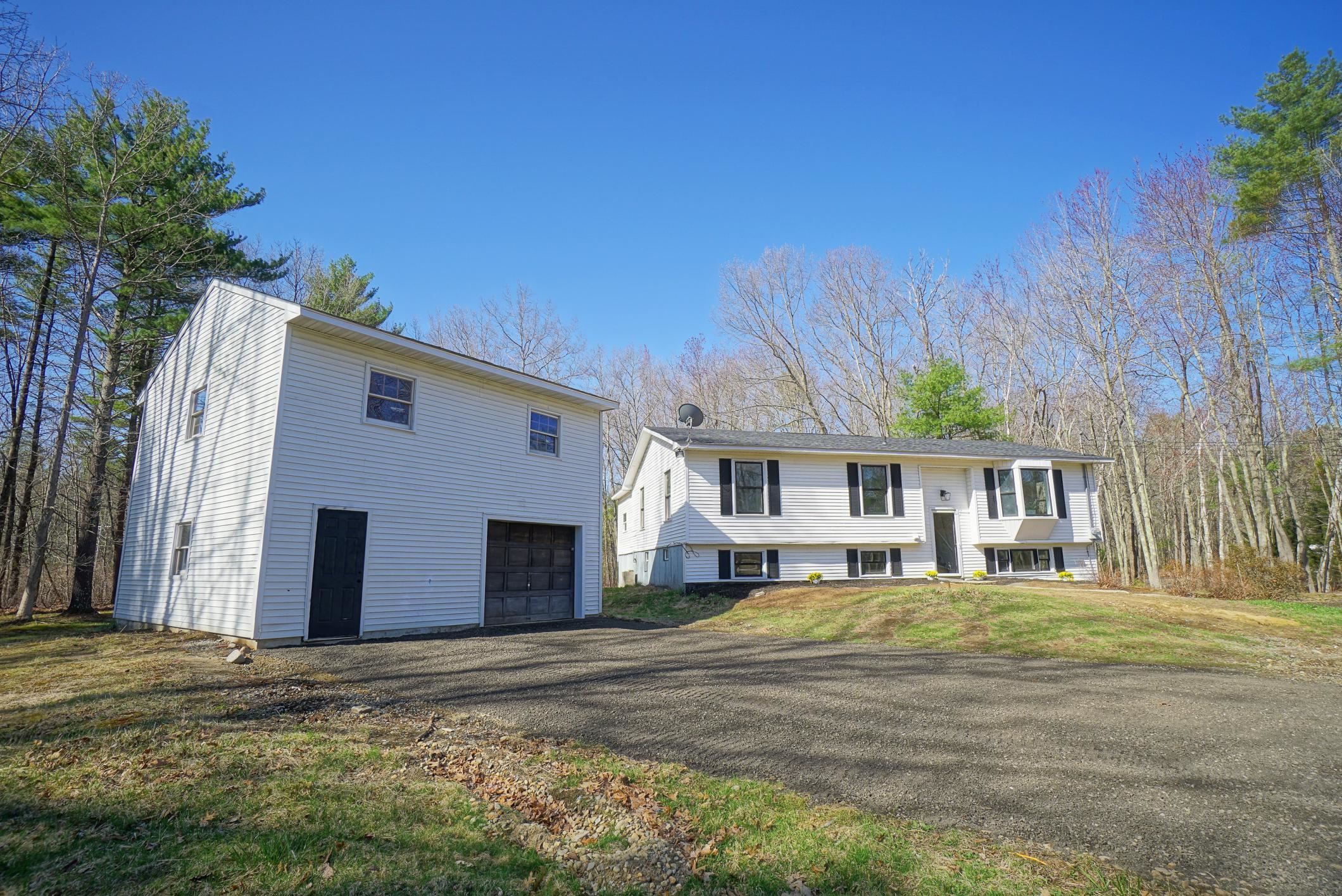 5 New Boston Road Kingston, NH 03848 - Photo 3 of 57 Gallery Image 3
