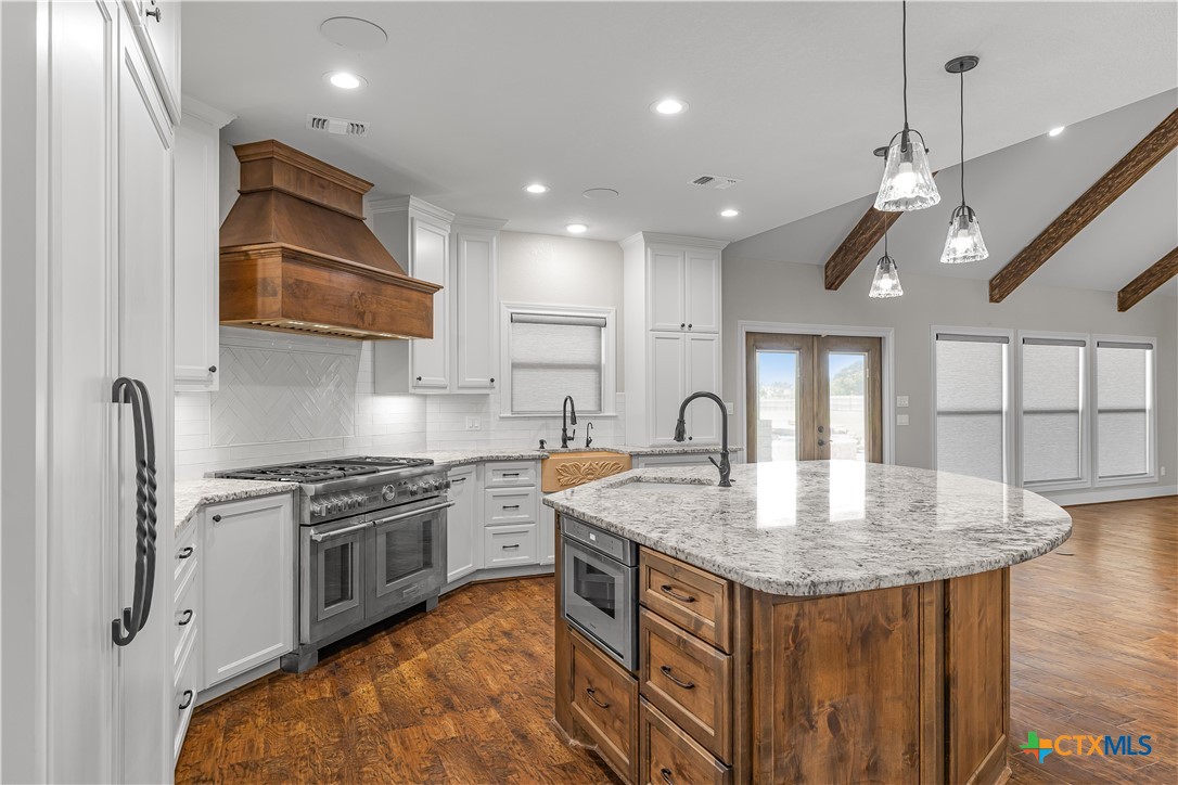 158 Sendera Loop Victoria, TX 77904 - Photo 13 of 47