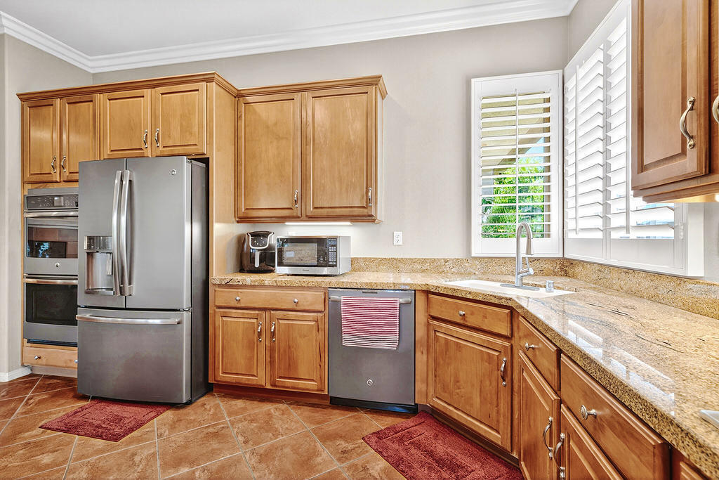 76 Via Del Mercato Rancho Mirage, CA 92270 - Photo 15 of 32 12