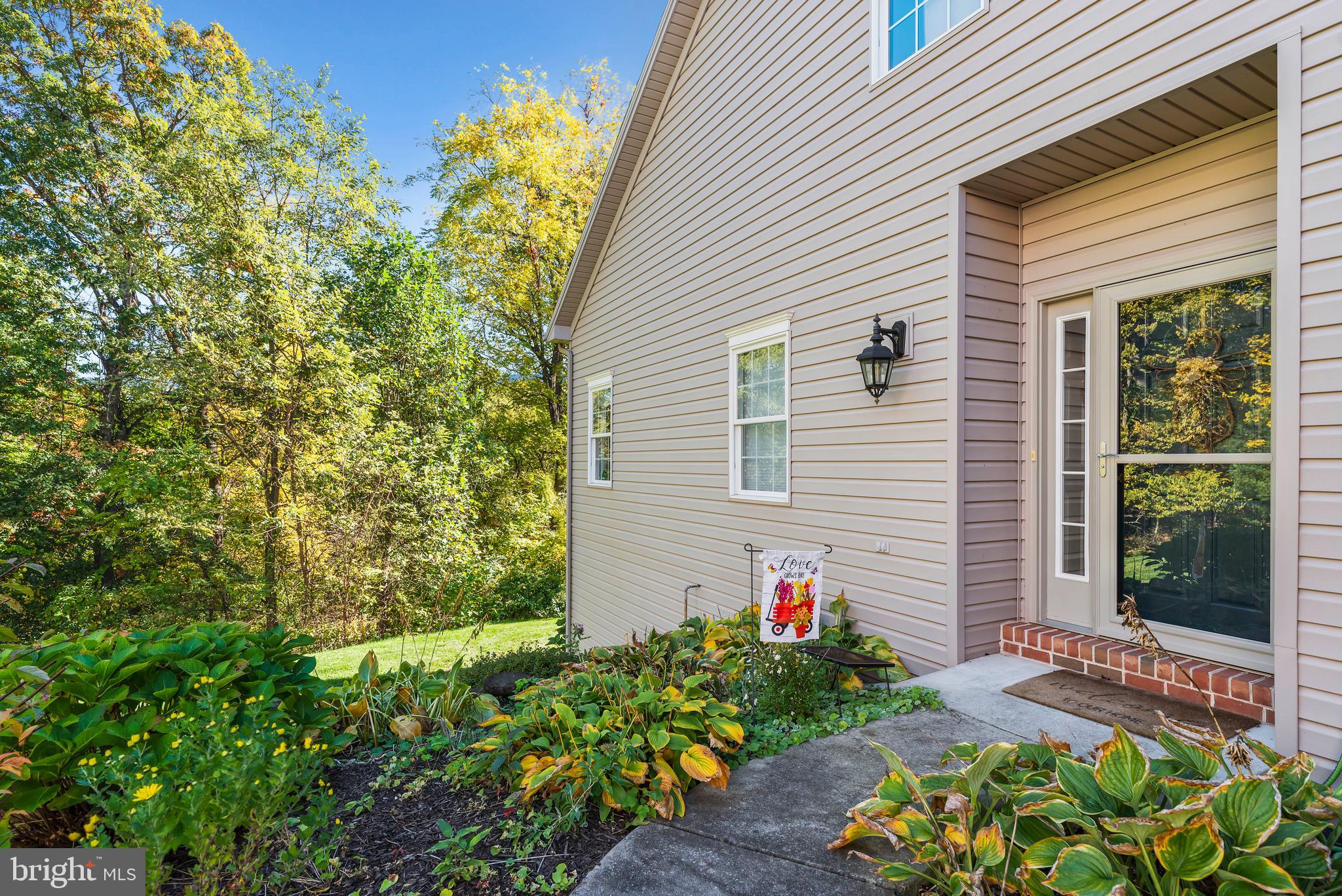174 Red Haven Road New Cumberland, PA 17070 - Photo 5 of 37 Front/Side Entrance