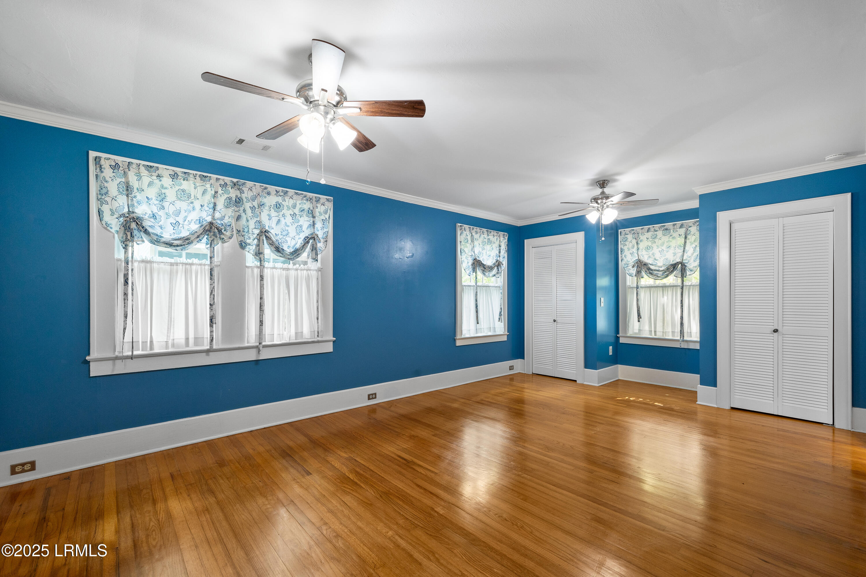 411 Heyward Street Beaufort, SC 29902 - Photo 16 of 44 Primary Bedroom
