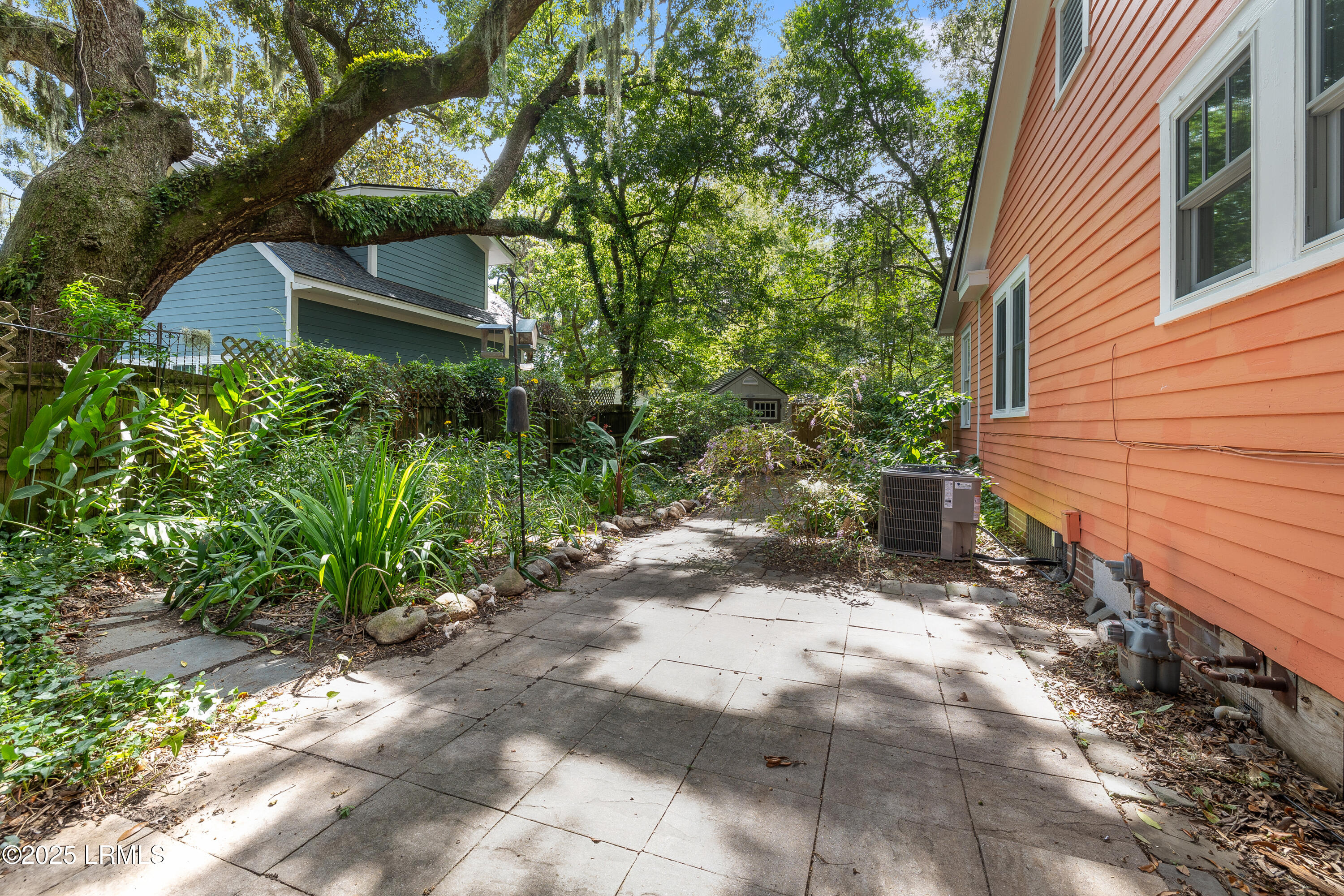411 Heyward Street Beaufort, SC 29902 - Photo 25 of 44 411 Heyward - 25