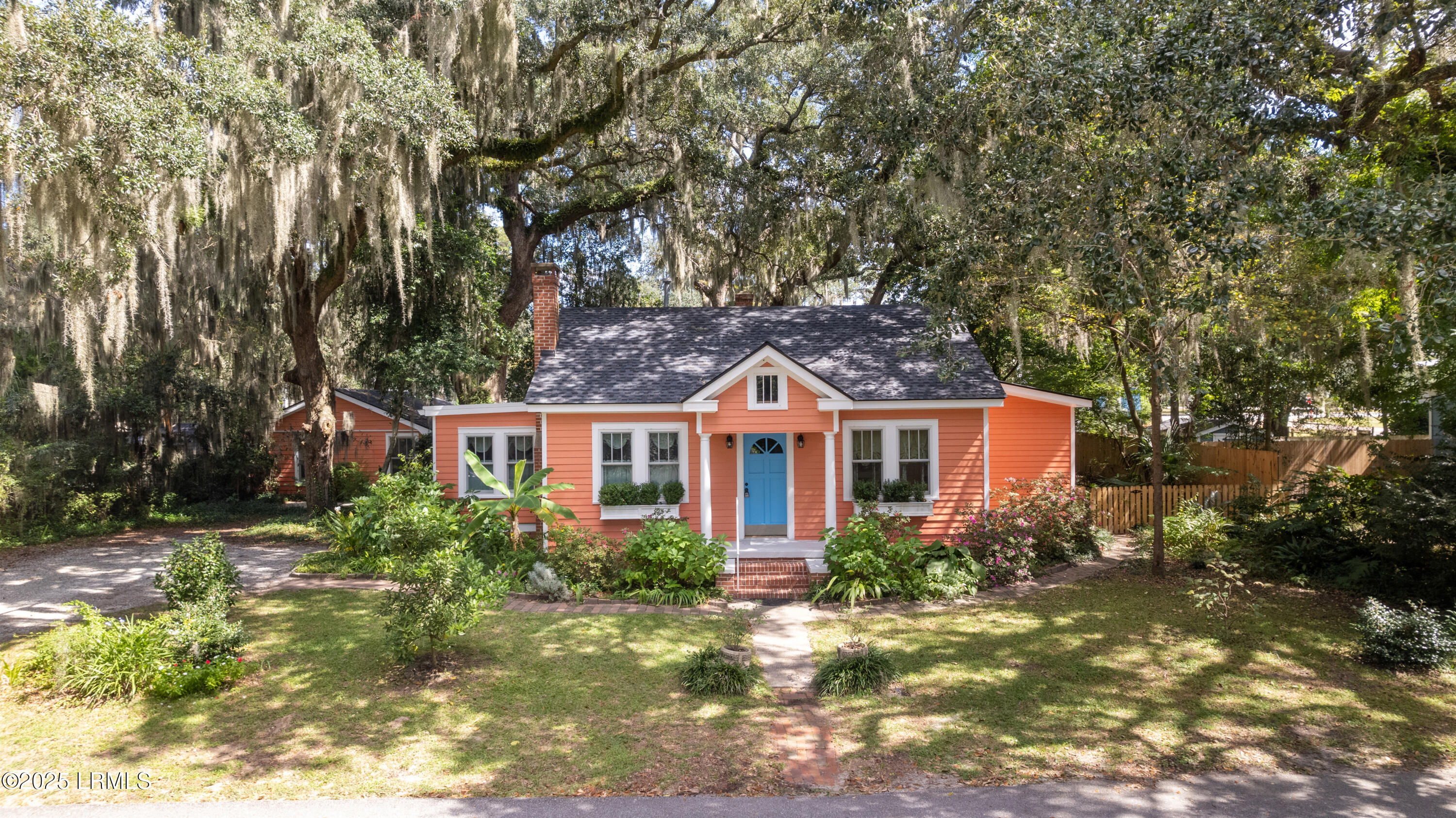 411 Heyward Street Beaufort, SC 29902 - Photo 41 of 44 411 Heyward - 38