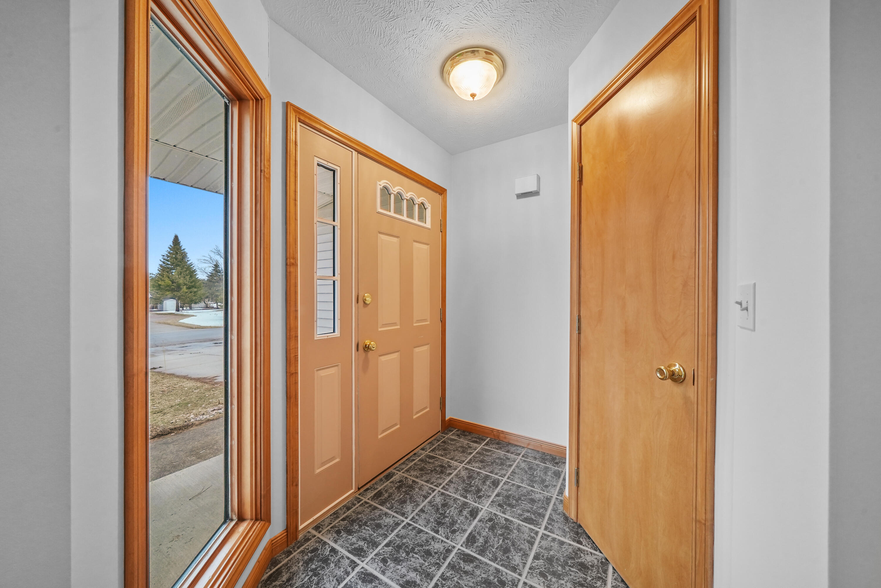 4327 Benson Road Cadillac, MI 49601 - Photo 3 of 46 DSC00679