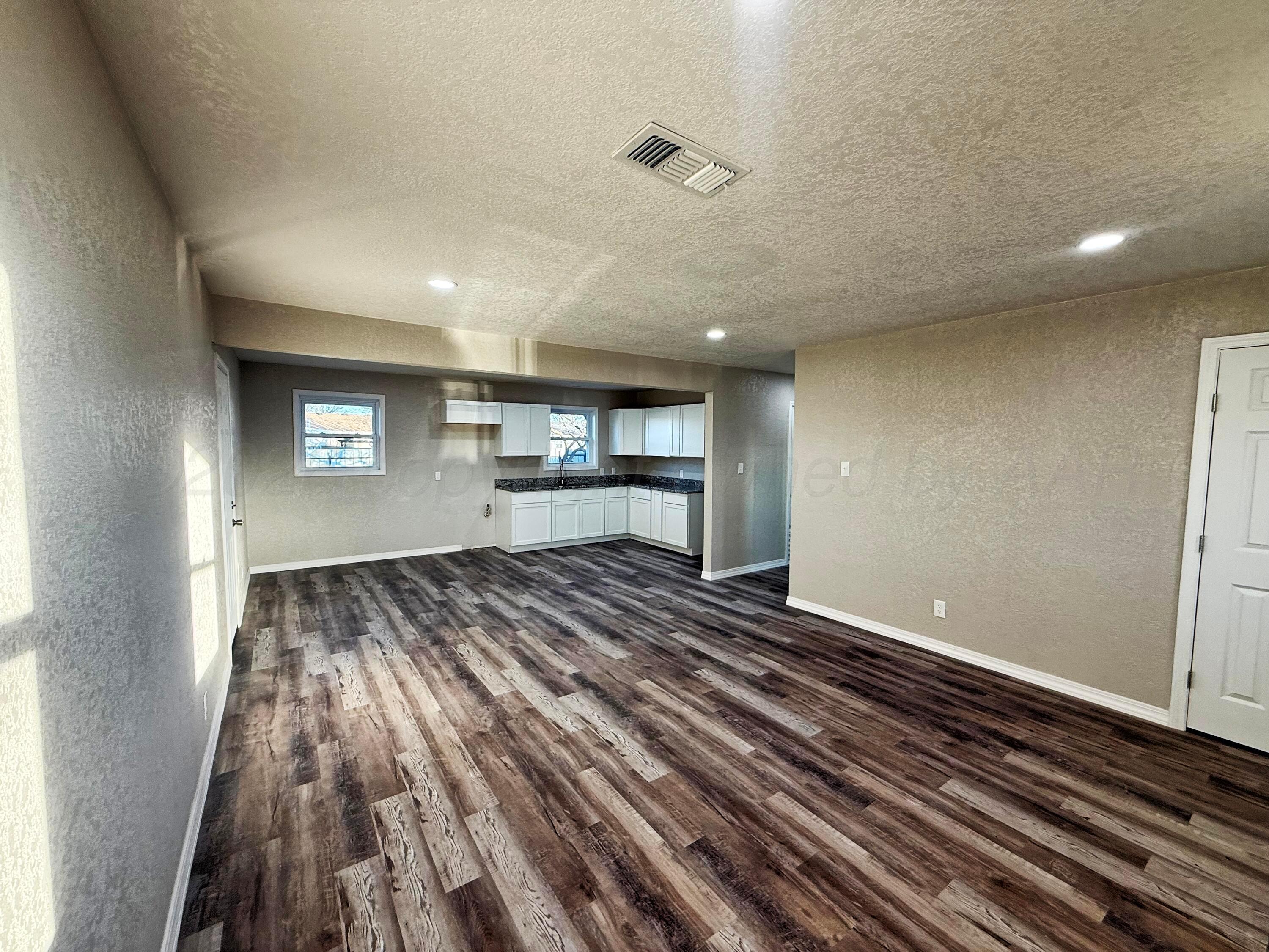 10 North Kentucky Street Perryton, TX 79070 - Photo 2 of 9 IMG_3150_easyHDR-enhance2