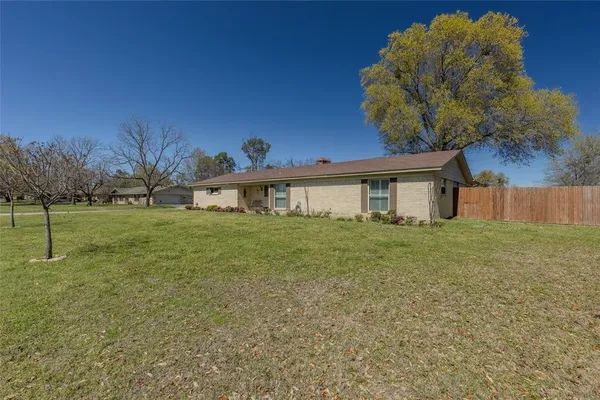 $294,900 | 1901 College Street, Sulphur Springs, TX 75482