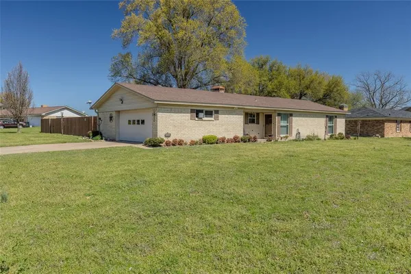 $294,900 | 1901 College Street, Sulphur Springs, TX 75482