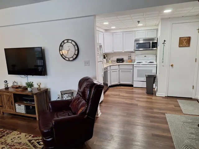 $189,000 | 137 East Mountain Road, Unit 2B1, Killington, VT 05751