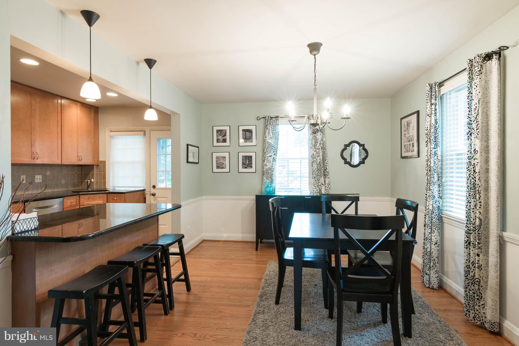 101 Hopkins Road Baltimore, MD 21212 - Photo 2 of 30 Dining Room opens to Kitchen!