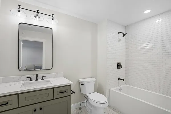 $989,000 | 7 Waterville Lane, Unit 7, Hopkinton, MA 01748